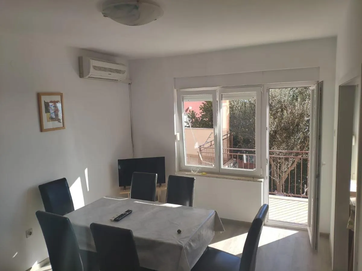 Apartman Fran Apartment Novi Vinodolski