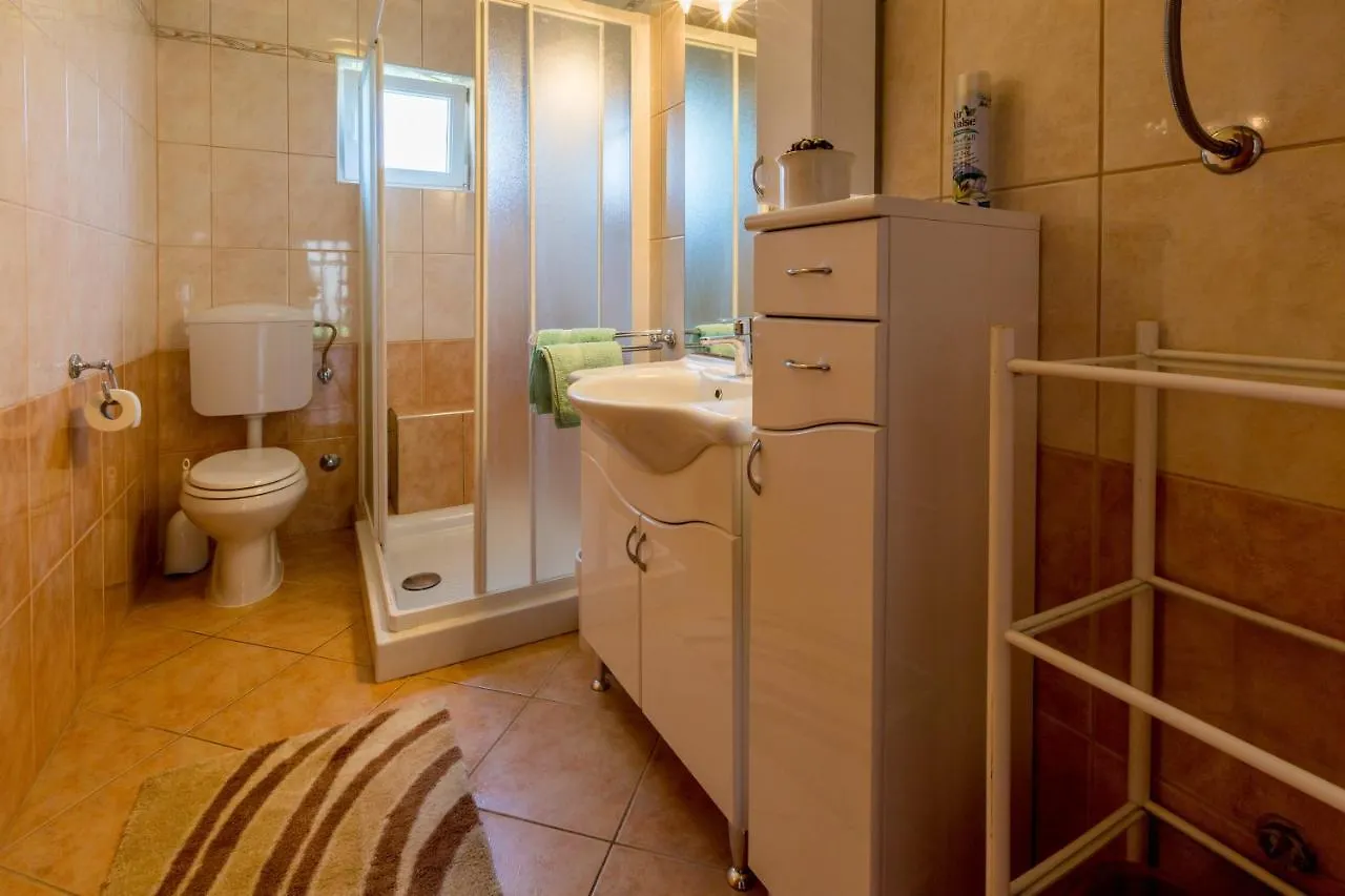 Apartman Fran Apartment Novi Vinodolski