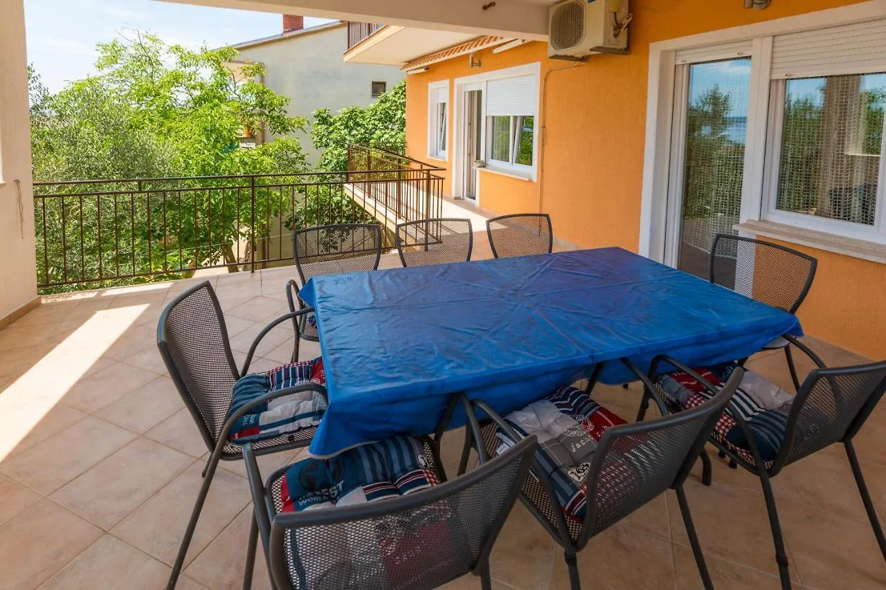 Apartman Fran Apartment Novi Vinodolski