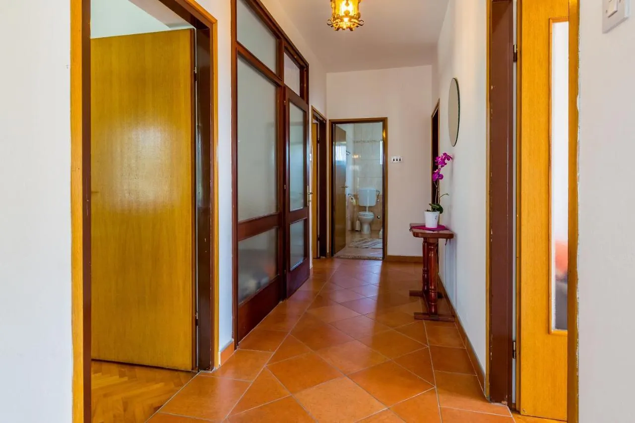 Apartman Fran Apartment Novi Vinodolski Croatia