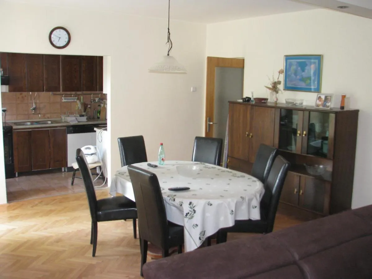 Apartman Fran Apartment Novi Vinodolski 0*,  Croatia